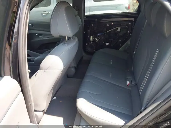 5NPLS4AG1NH060647 2022 HYUNDAI ELANTRA - Image 8