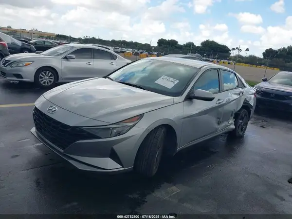 5NPLS4AG1NH064567 2022 HYUNDAI ELANTRA - Image 2