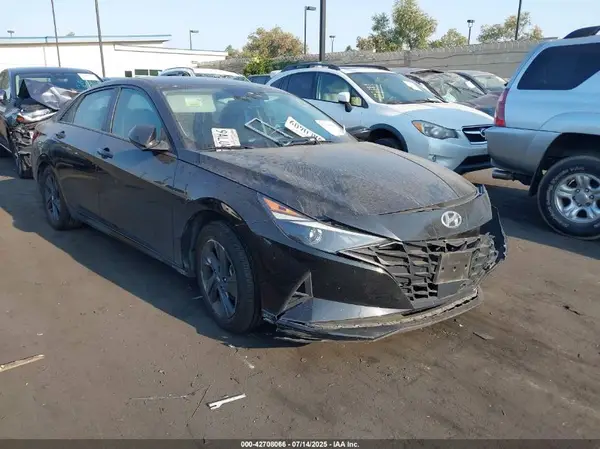 5NPLS4AG1NH073074 2022 HYUNDAI ELANTRA - Image 1