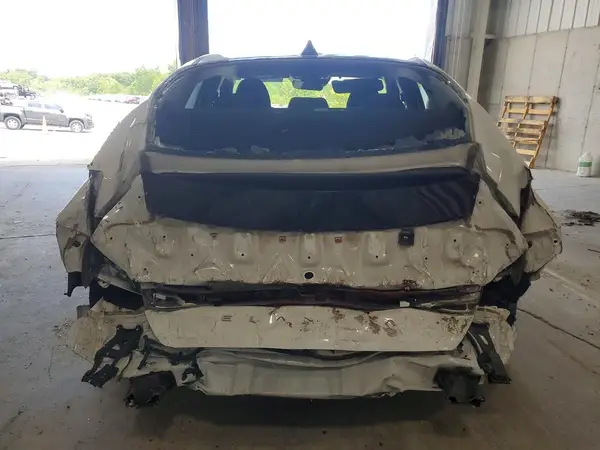 2022 HYUNDAI ELANTRA auction photo 6