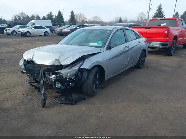 5NPLS4AG1NH079506 2022 HYUNDAI ELANTRA - Image 2