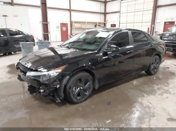 5NPLS4AG1NH080302 2022 HYUNDAI ELANTRA - Image 2