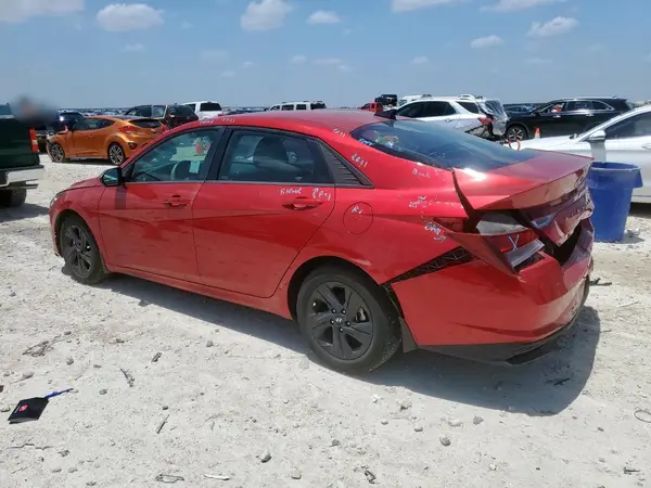 5NPLS4AG1NH082972 2022 HYUNDAI ELANTRA - Image 2