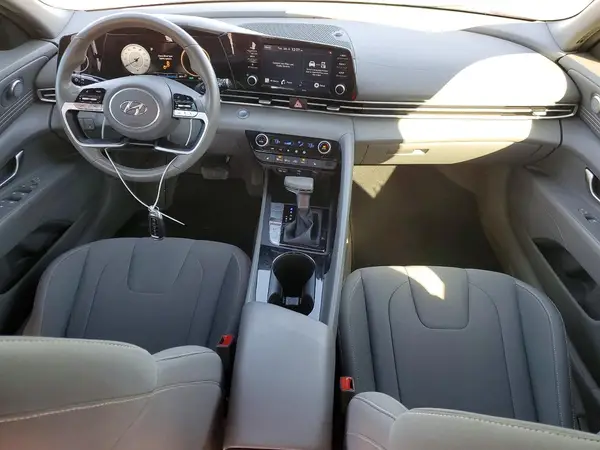 5NPLS4AG1NH084737 2022 HYUNDAI ELANTRA - Image 8