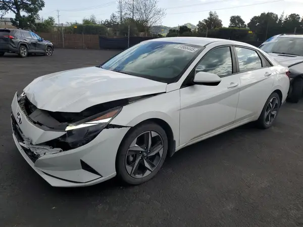 5NPLS4AG1PH097877 2023 HYUNDAI ELANTRA - Image 1
