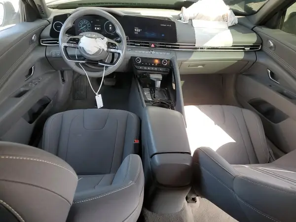 5NPLS4AG1PH106528 2023 HYUNDAI ELANTRA - Image 8