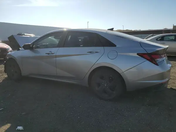 5NPLS4AG2MH002979 2021 HYUNDAI ELANTRA - Image 2