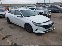 5NPLS4AG2MH011956 2021 HYUNDAI ELANTRA