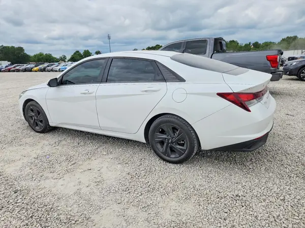 5NPLS4AG2MH020415 2021 HYUNDAI ELANTRA - Image 2