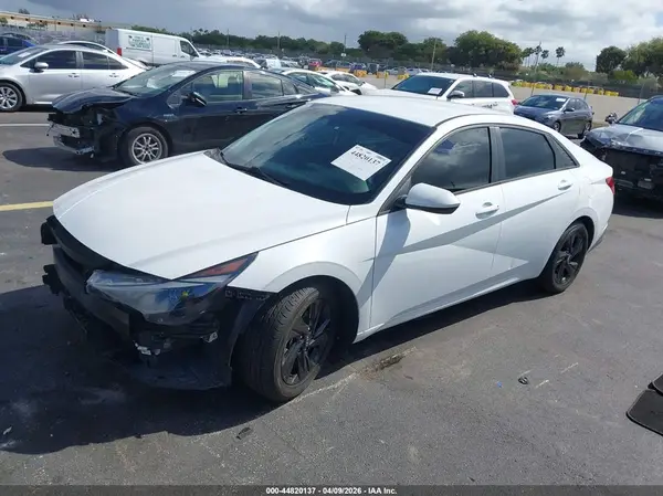 5NPLS4AG2MH022861 2021 HYUNDAI ELANTRA - Image 2