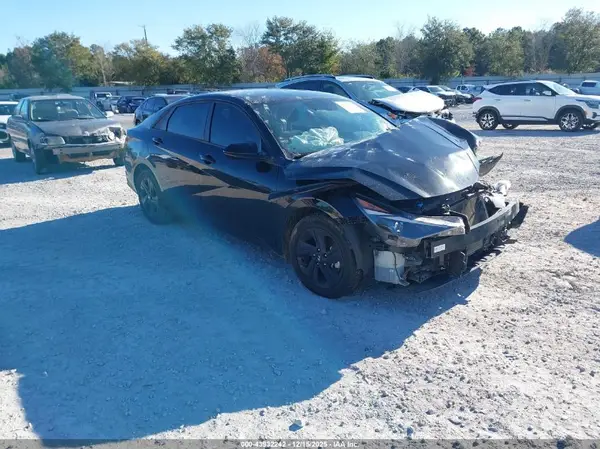 5NPLS4AG2MH032063 2021 HYUNDAI ELANTRA - Image 1