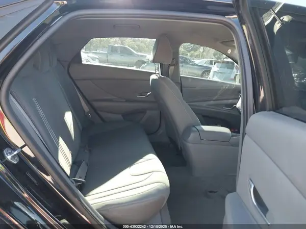 5NPLS4AG2MH032063 2021 HYUNDAI ELANTRA - Image 8