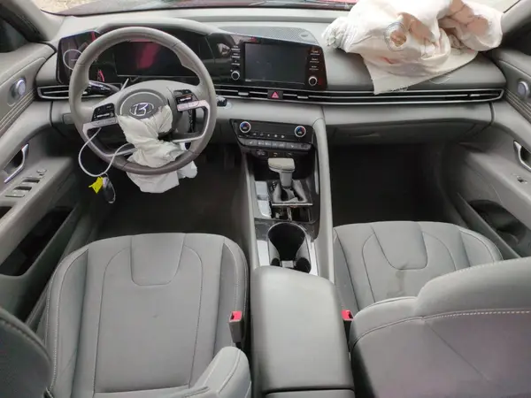 5NPLS4AG2MH035917 2021 HYUNDAI ELANTRA - Image 8