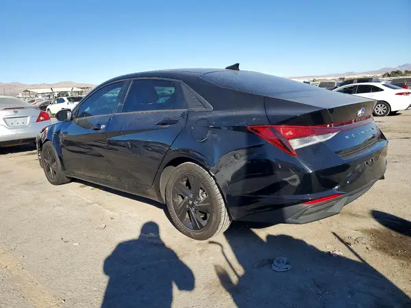 5NPLS4AG2NH059703 2022 HYUNDAI ELANTRA - Image 2
