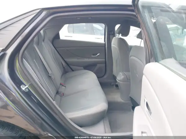 5NPLS4AG2NH060009 2022 HYUNDAI ELANTRA - Image 8