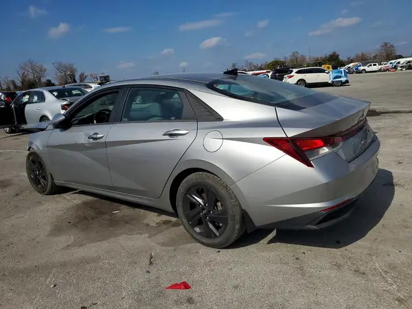 5NPLS4AG2NH067686 2022 HYUNDAI ELANTRA - Image 2