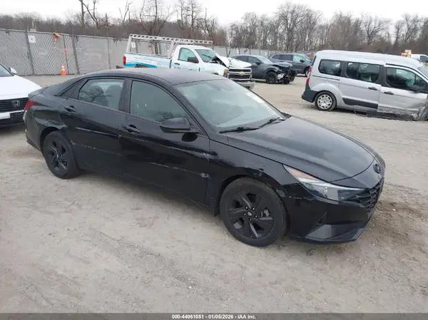 5NPLS4AG2NH074492 2022 HYUNDAI ELANTRA - Image 1