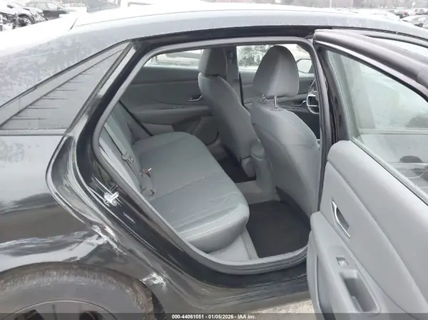 5NPLS4AG2NH074492 2022 HYUNDAI ELANTRA - Image 8