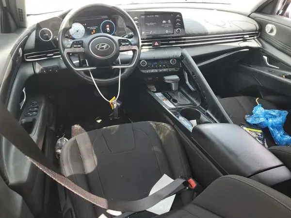 5NPLS4AG2NH076386 2022 HYUNDAI ELANTRA - Image 8