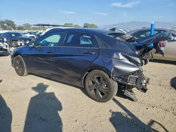 5NPLS4AG2NH085217 2022 HYUNDAI ELANTRA - Image 2