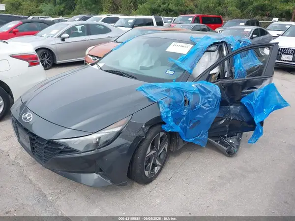 5NPLS4AG2PH089920 2023 HYUNDAI ELANTRA - Image 2