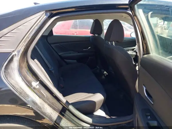 5NPLS4AG2PH091800 2023 HYUNDAI ELANTRA - Image 8