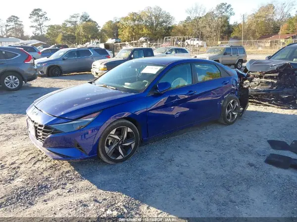 5NPLS4AG2PH108563 2023 HYUNDAI ELANTRA - Image 2