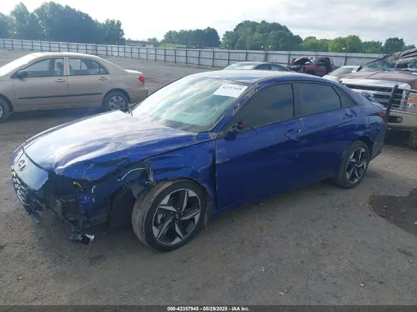 5NPLS4AG2PH111673 2023 HYUNDAI ELANTRA - Image 2