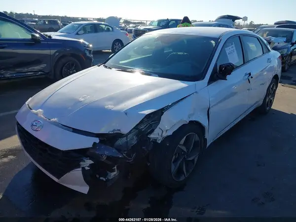 5NPLS4AG2PH115013 2023 HYUNDAI ELANTRA - Image 2