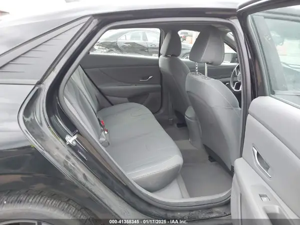 5NPLS4AG2PH117330 2023 HYUNDAI ELANTRA - Image 8