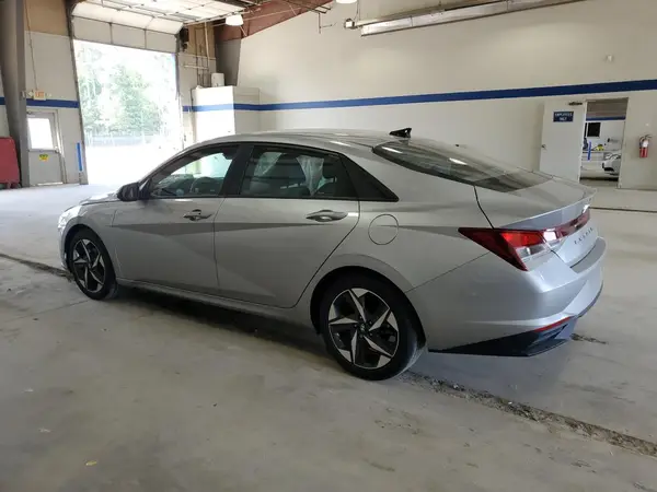 5NPLS4AG2PH118011 2023 HYUNDAI ELANTRA - Image 2