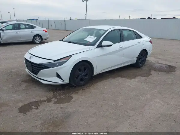 5NPLS4AG3MH031844 2021 HYUNDAI ELANTRA - Image 2