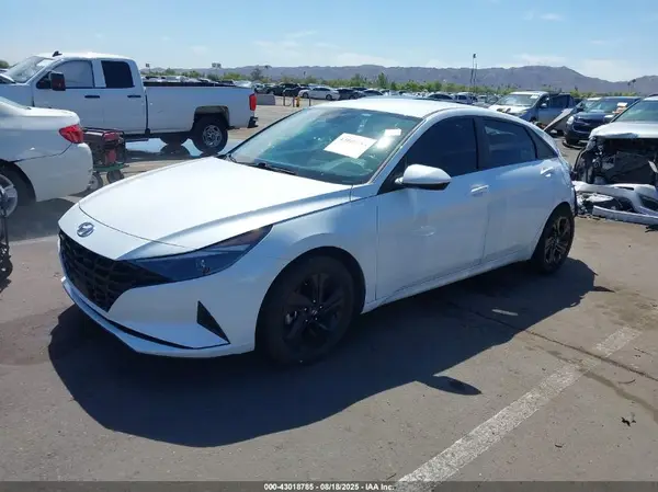 5NPLS4AG3MH048899 2021 HYUNDAI ELANTRA - Image 2