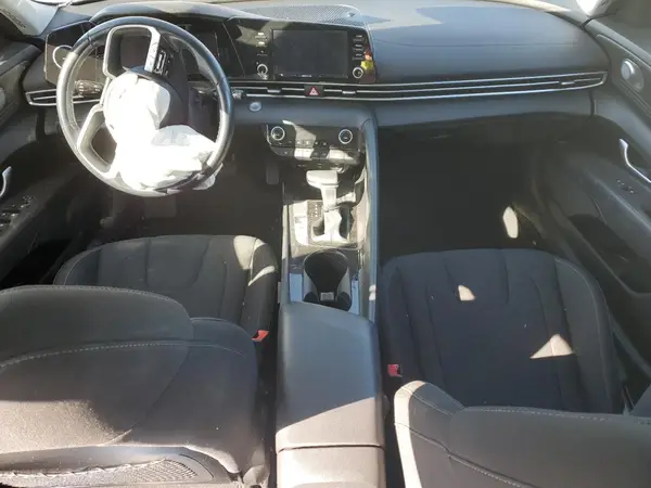 5NPLS4AG3NH057393 2022 HYUNDAI ELANTRA - Image 8