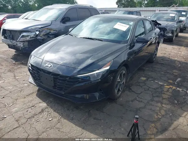 5NPLS4AG3PH098111 2023 HYUNDAI ELANTRA - Image 2