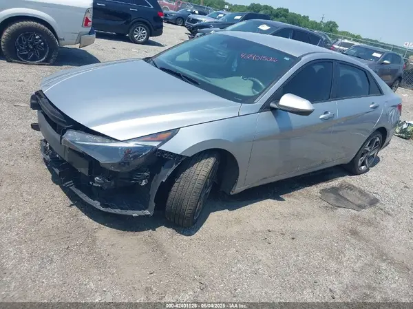 5NPLS4AG3PH102724 2023 HYUNDAI ELANTRA - Image 2