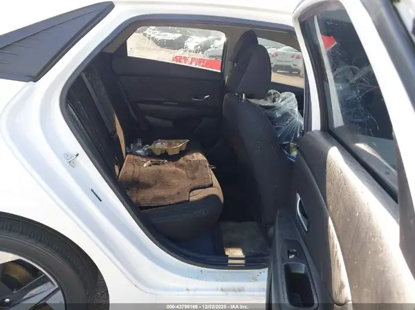 5NPLS4AG3PH105509 2023 HYUNDAI ELANTRA - Image 8