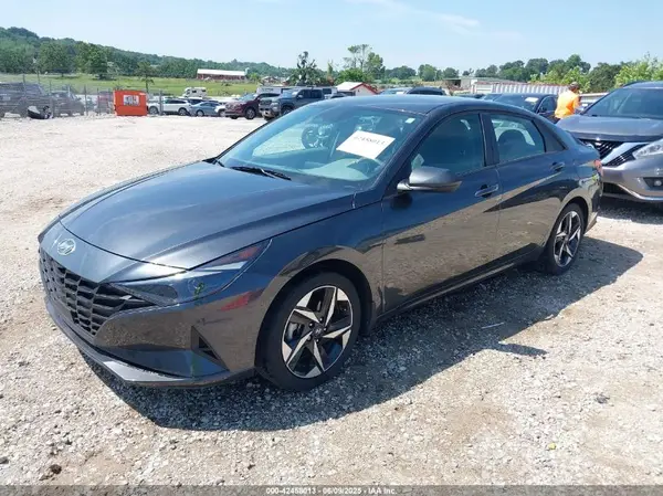 5NPLS4AG3PH112668 2023 HYUNDAI ELANTRA - Image 2