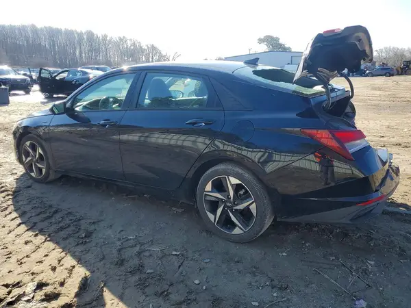 5NPLS4AG3PH112685 2023 HYUNDAI ELANTRA - Image 2