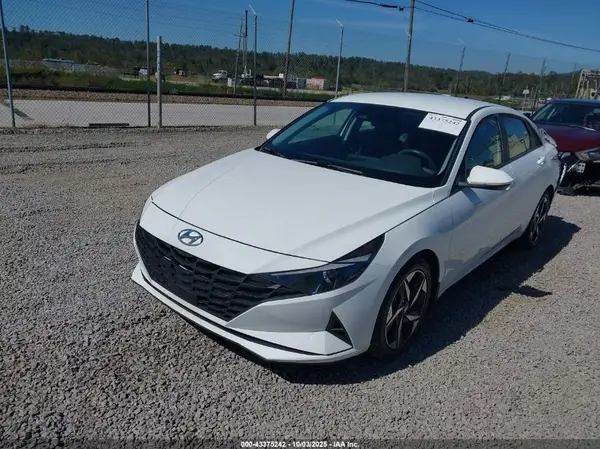 5NPLS4AG3PH113819 2023 HYUNDAI ELANTRA - Image 2