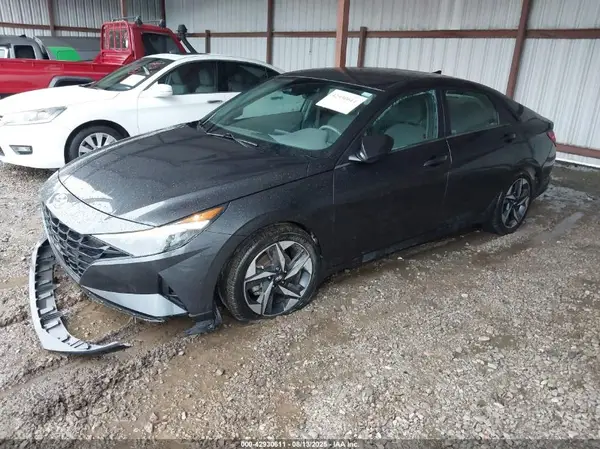 5NPLS4AG3PH116820 2023 HYUNDAI ELANTRA - Image 2