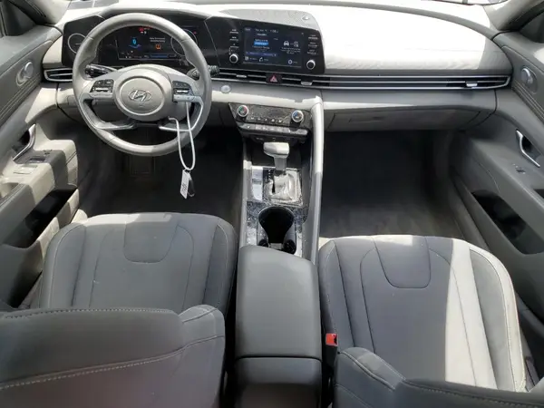5NPLS4AG4MH005320 2021 HYUNDAI ELANTRA - Image 8