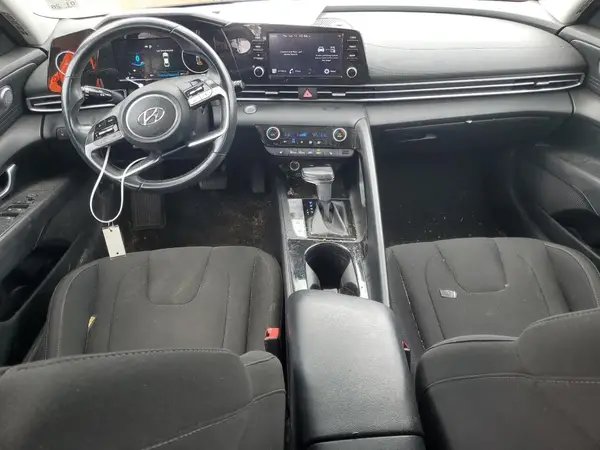 5NPLS4AG4MH025938 2021 HYUNDAI ELANTRA - Image 8