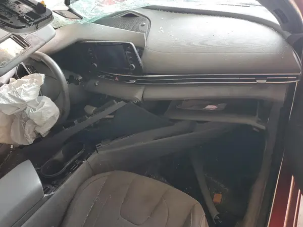 5NPLS4AG4MH030153 2021 HYUNDAI ELANTRA - Image 8