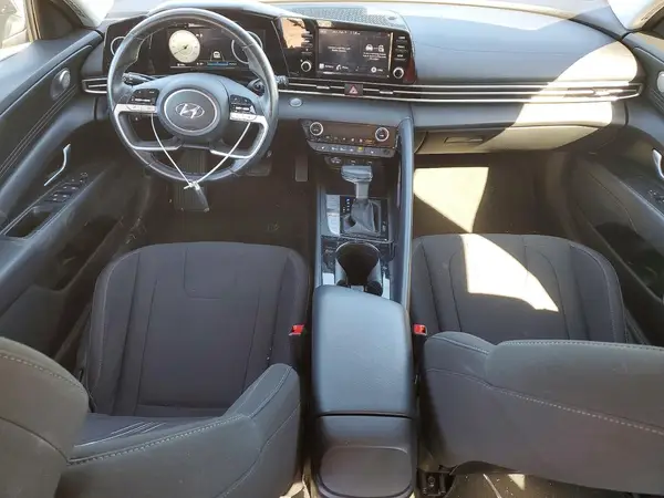 5NPLS4AG4MH037751 2021 HYUNDAI ELANTRA - Image 8