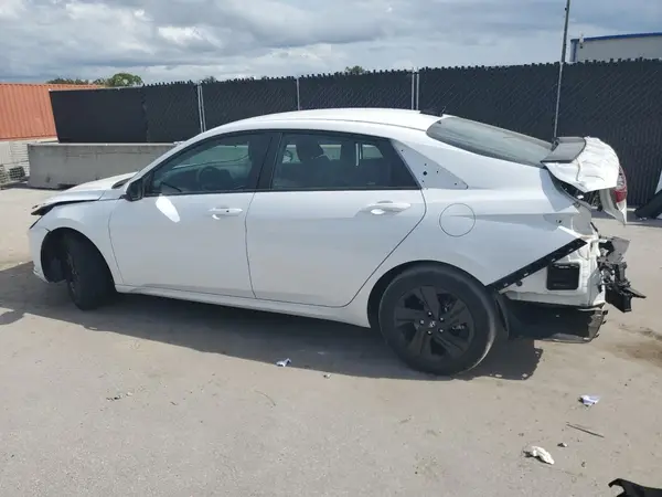 5NPLS4AG4NH060626 2022 HYUNDAI ELANTRA - Image 2