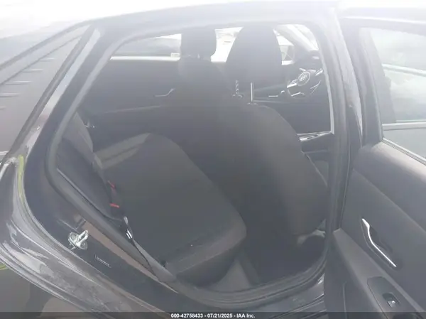 5NPLS4AG4NH062456 2022 HYUNDAI ELANTRA - Image 8