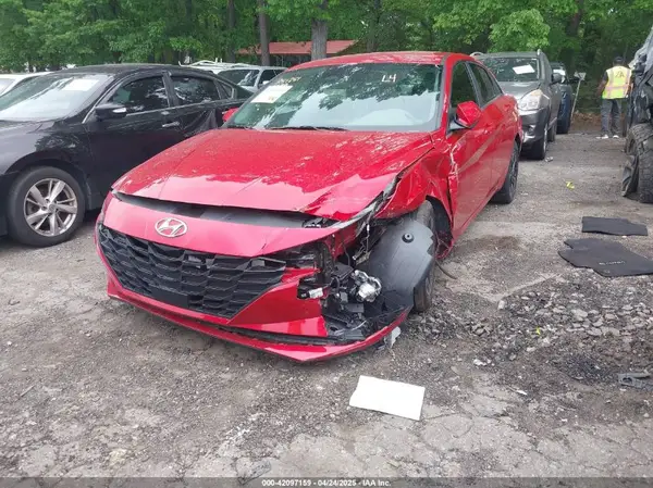 5NPLS4AG4NH063140 2022 HYUNDAI ELANTRA - Image 2
