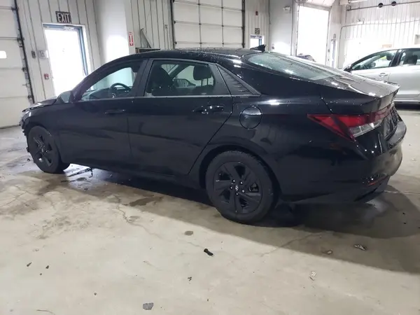 5NPLS4AG4NH064823 2022 HYUNDAI ELANTRA - Image 2