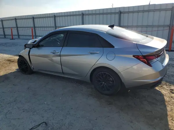 5NPLS4AG4NH066460 2022 HYUNDAI ELANTRA - Image 2